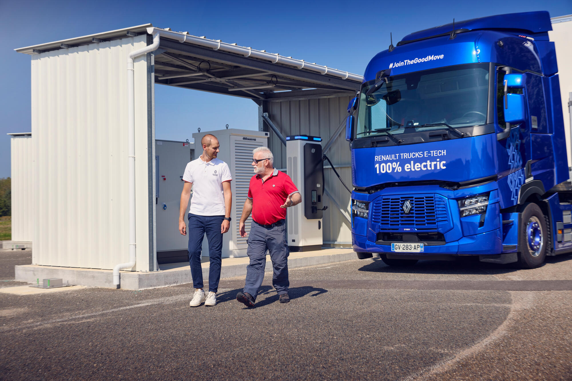 Renault Trucks E-mob services