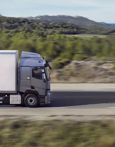 Renault Trucks T on the road