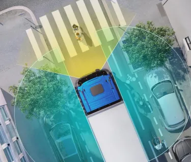 Blind-spot warning and braking systems on the Renault Trucks ETECH T in urban areas